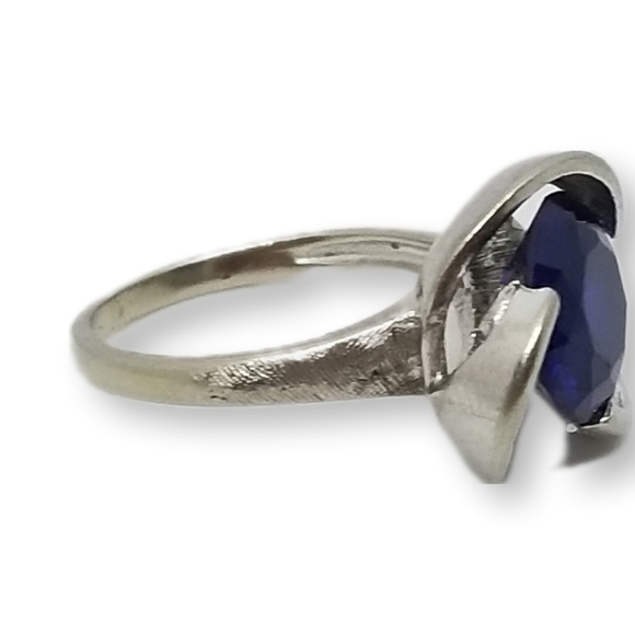 VINTAGE 1OK WHITE GOLD & COBALT BLUE SPINEL SUN BRAND LADIES RING - Picture 7 of 8